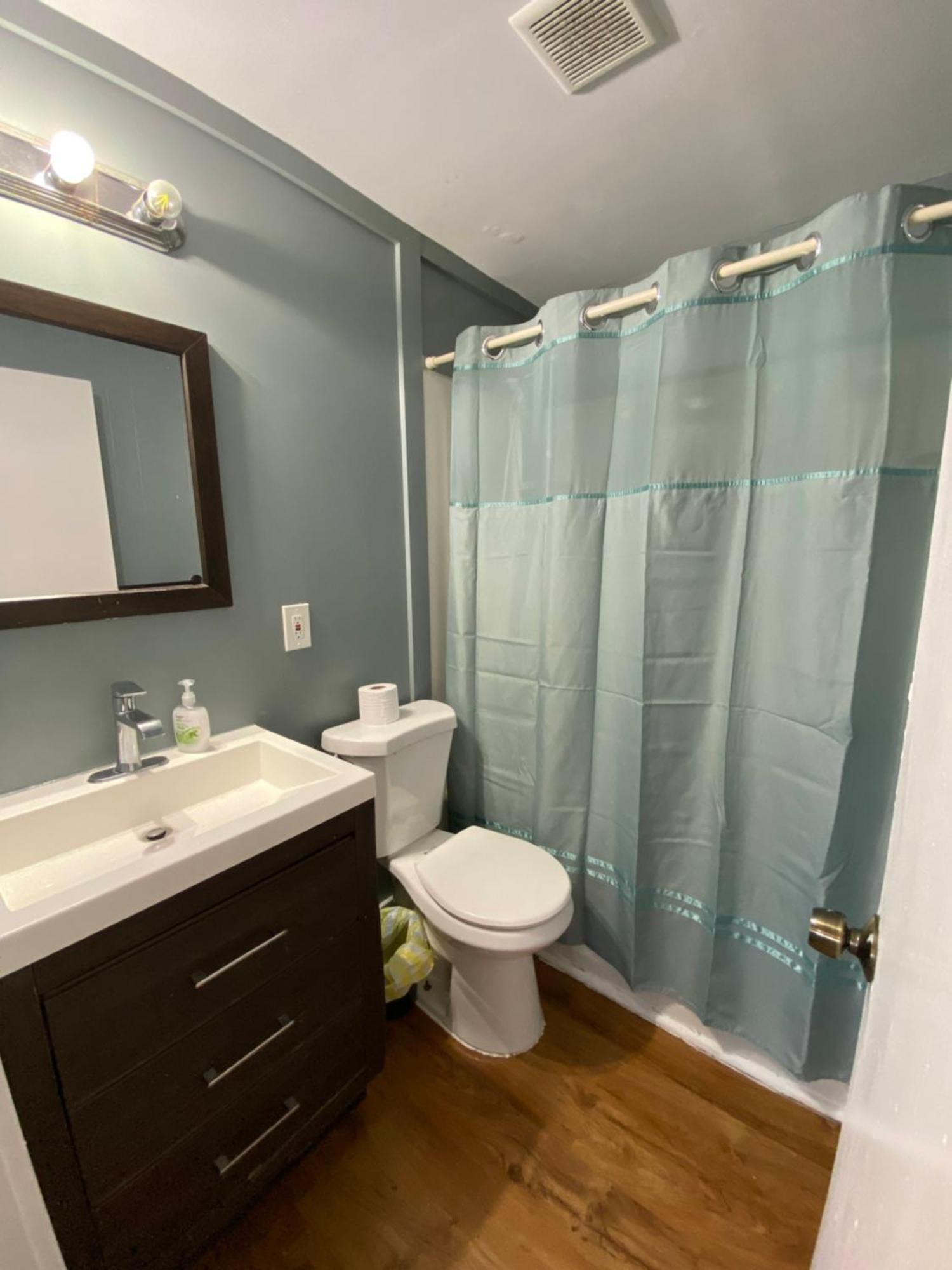 23 B St Apartments Хамптън Екстериор снимка