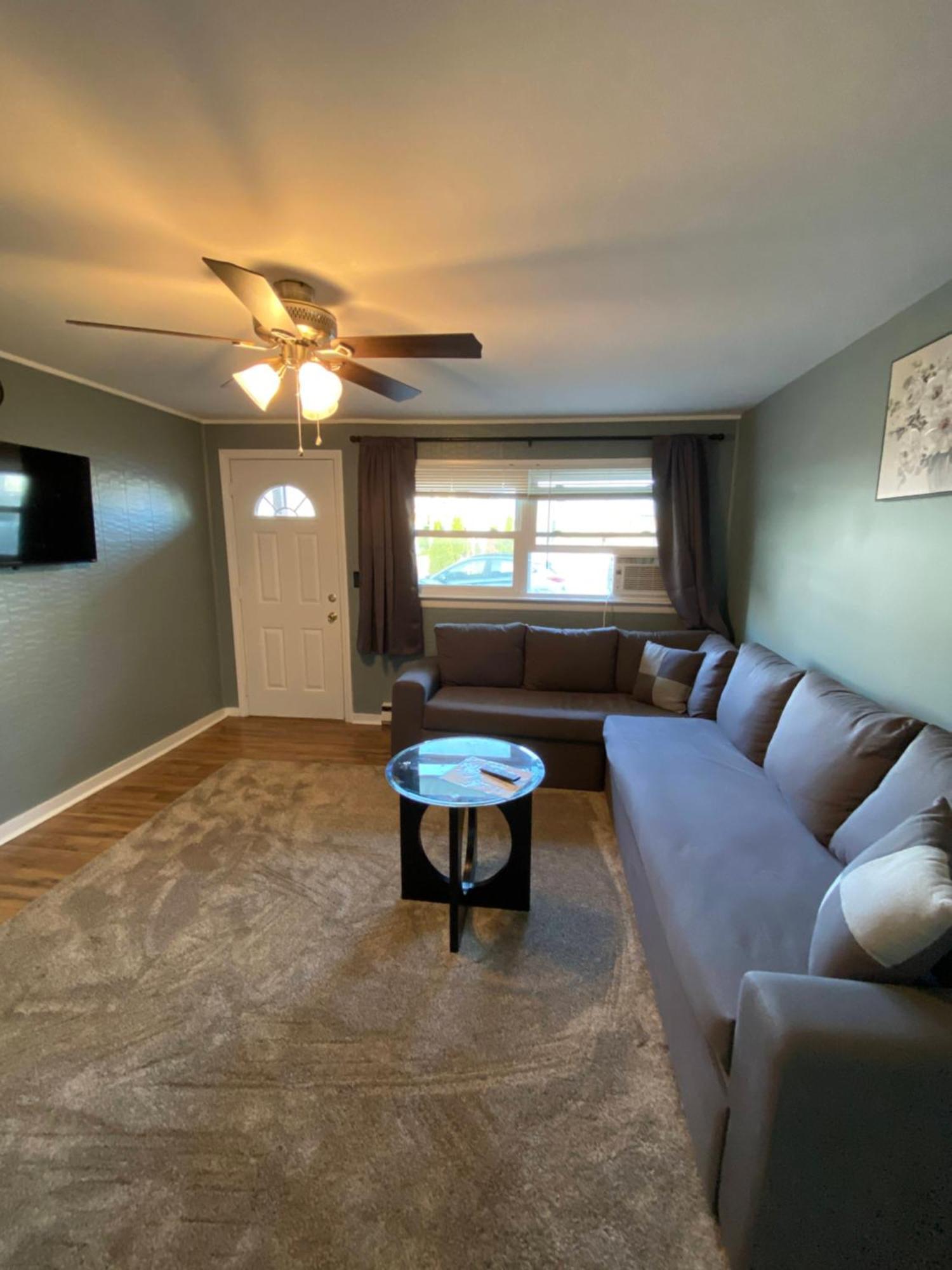 23 B St Apartments Хамптън Екстериор снимка