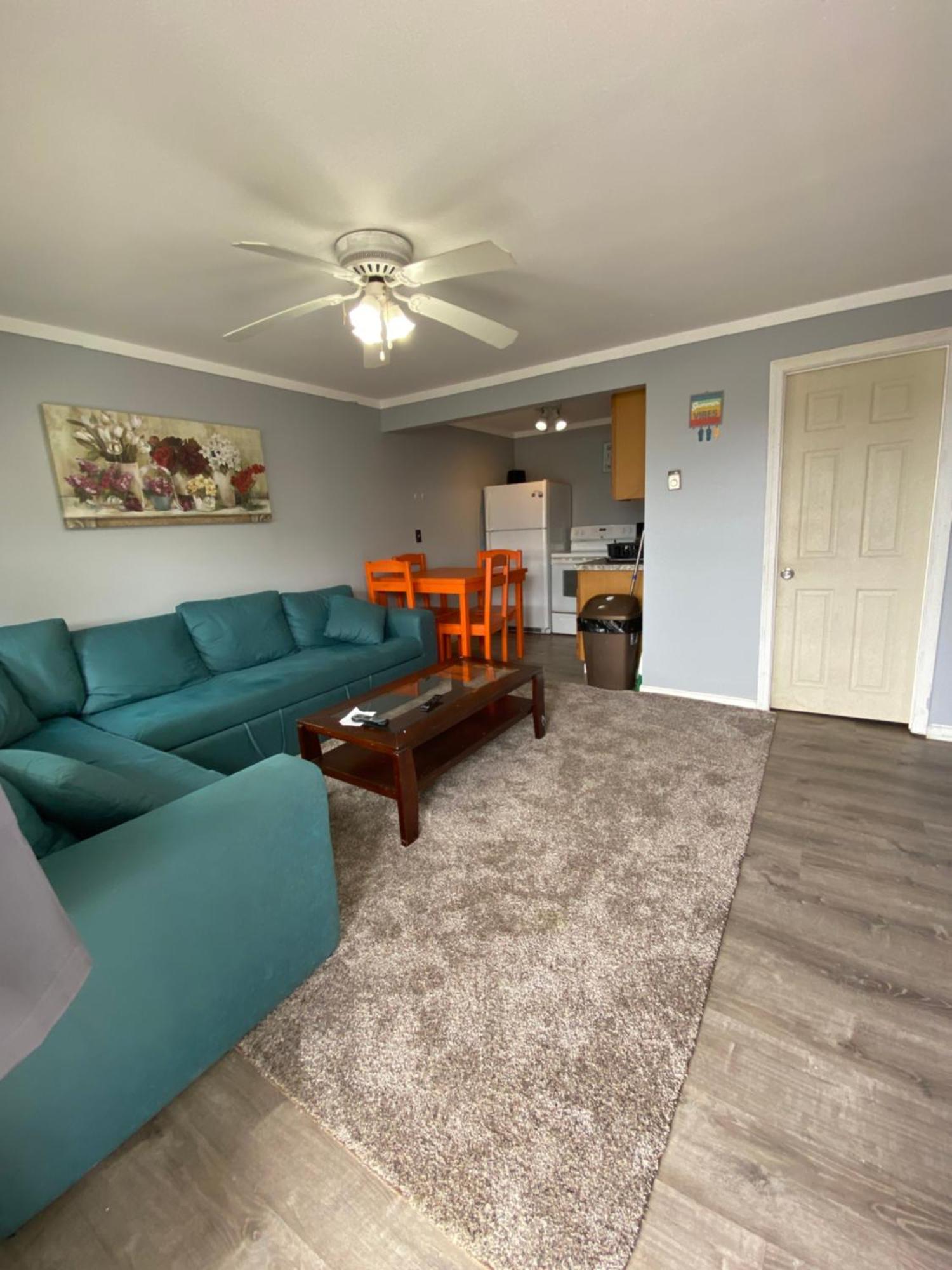 23 B St Apartments Хамптън Екстериор снимка